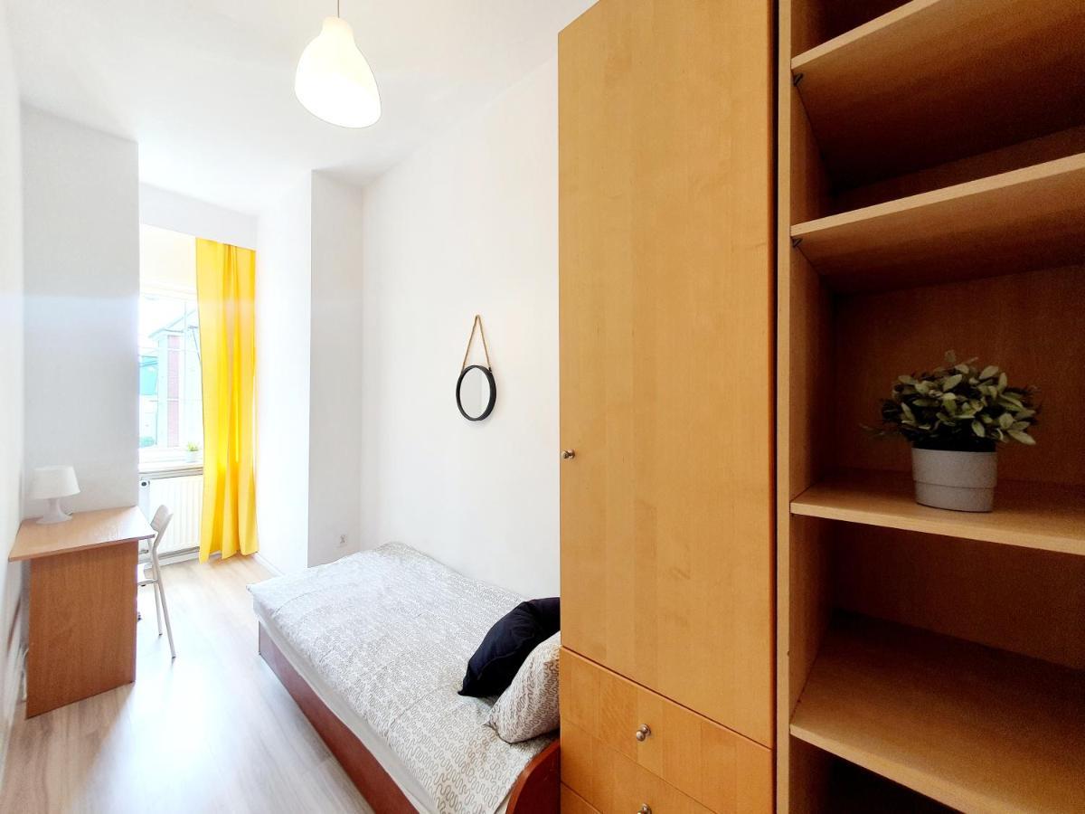 Dolny Sopot Hostelovo Luaran gambar